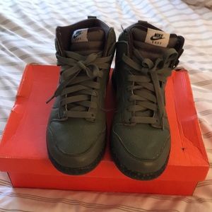 Rare Nikes, size men 7.5